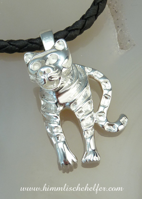 tiger_100213_krafttier_schmuck_tiere.jpg